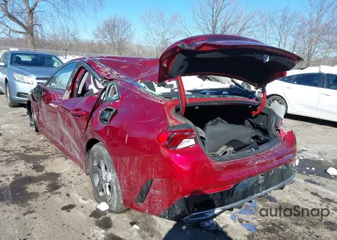 2021 Kia K5 Lxs z USA, uszkodzony, nr VIN 5XXG14J28MG020634